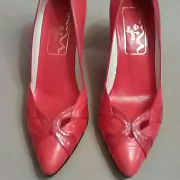 A Touch of Nina Red Heels - Picture 1 of 7